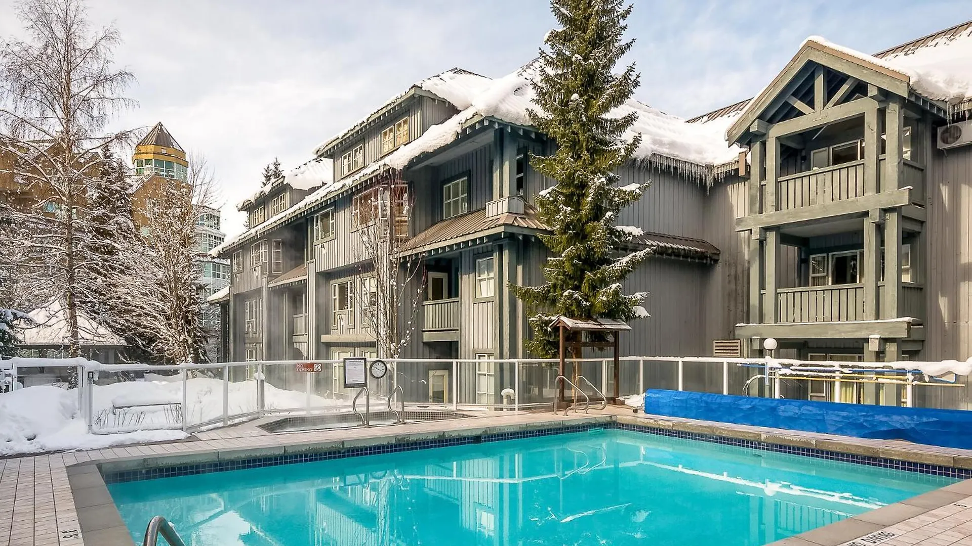 Hotel Glacier Lodge Whistler