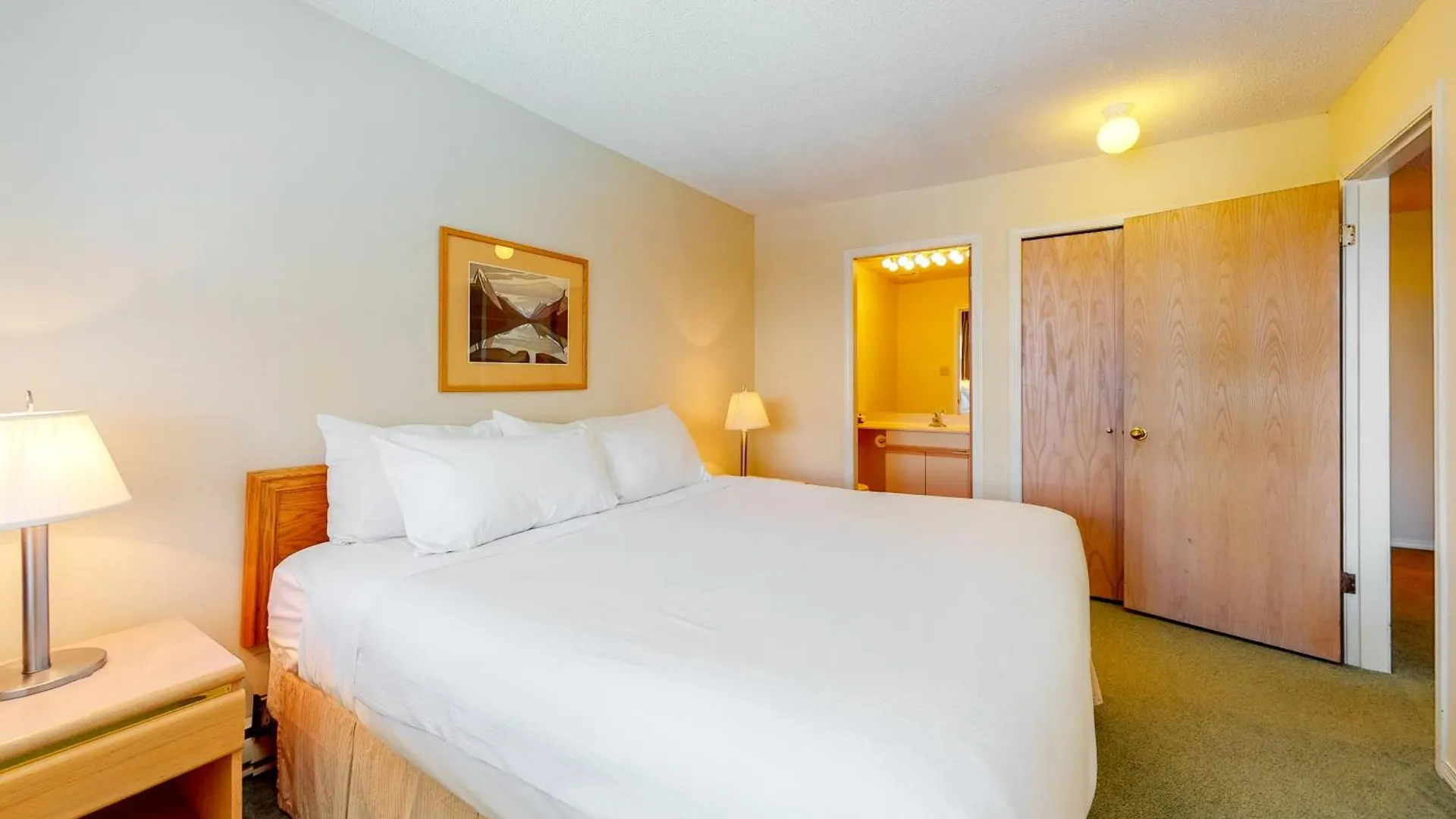 Hotel Glacier Lodge Whistler