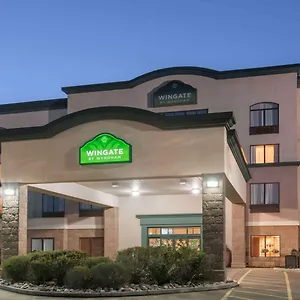 Wingate By Wyndham - West Hotel Edmonton