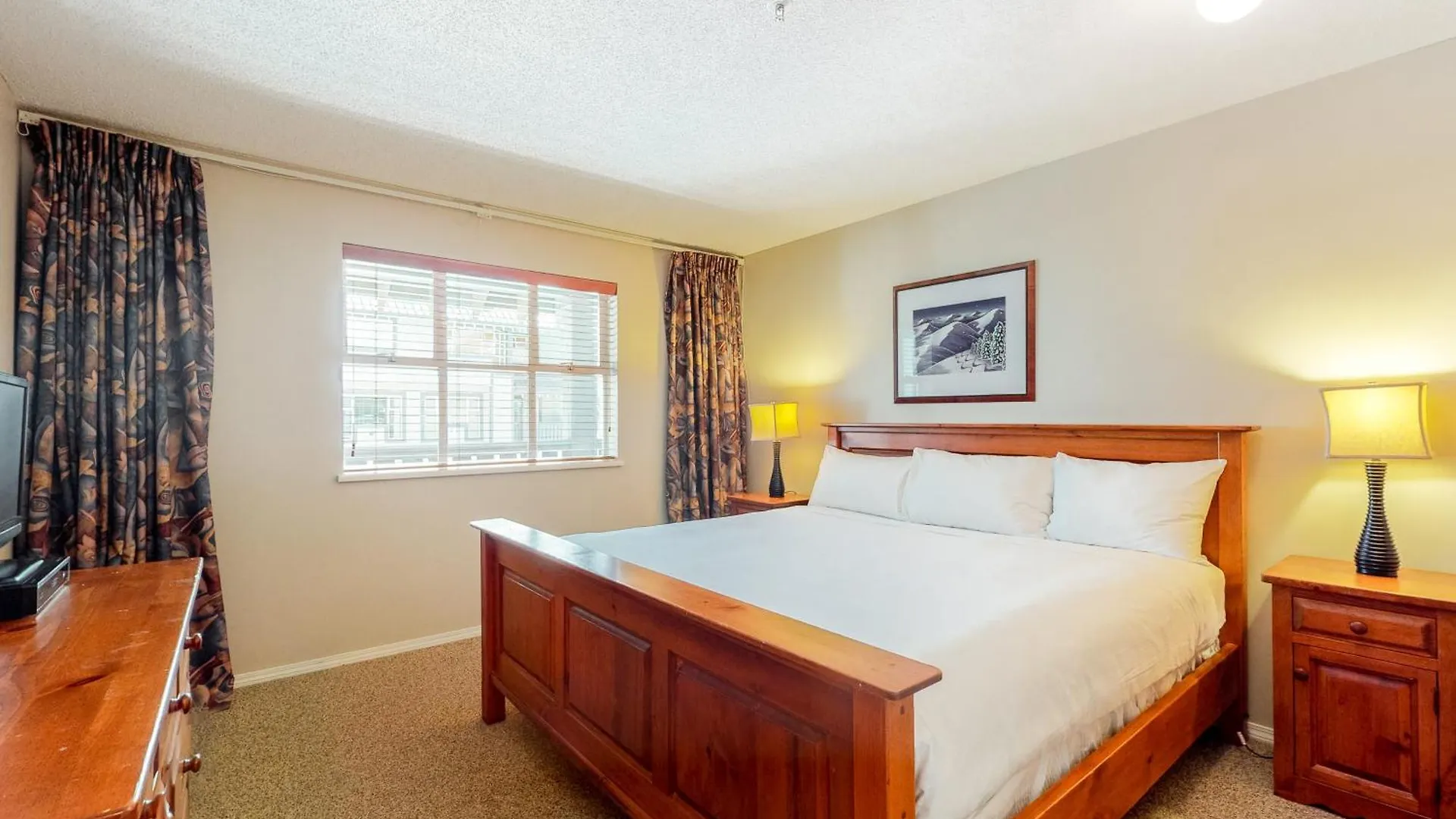 Glacier Lodge 4*, Whistler Canada