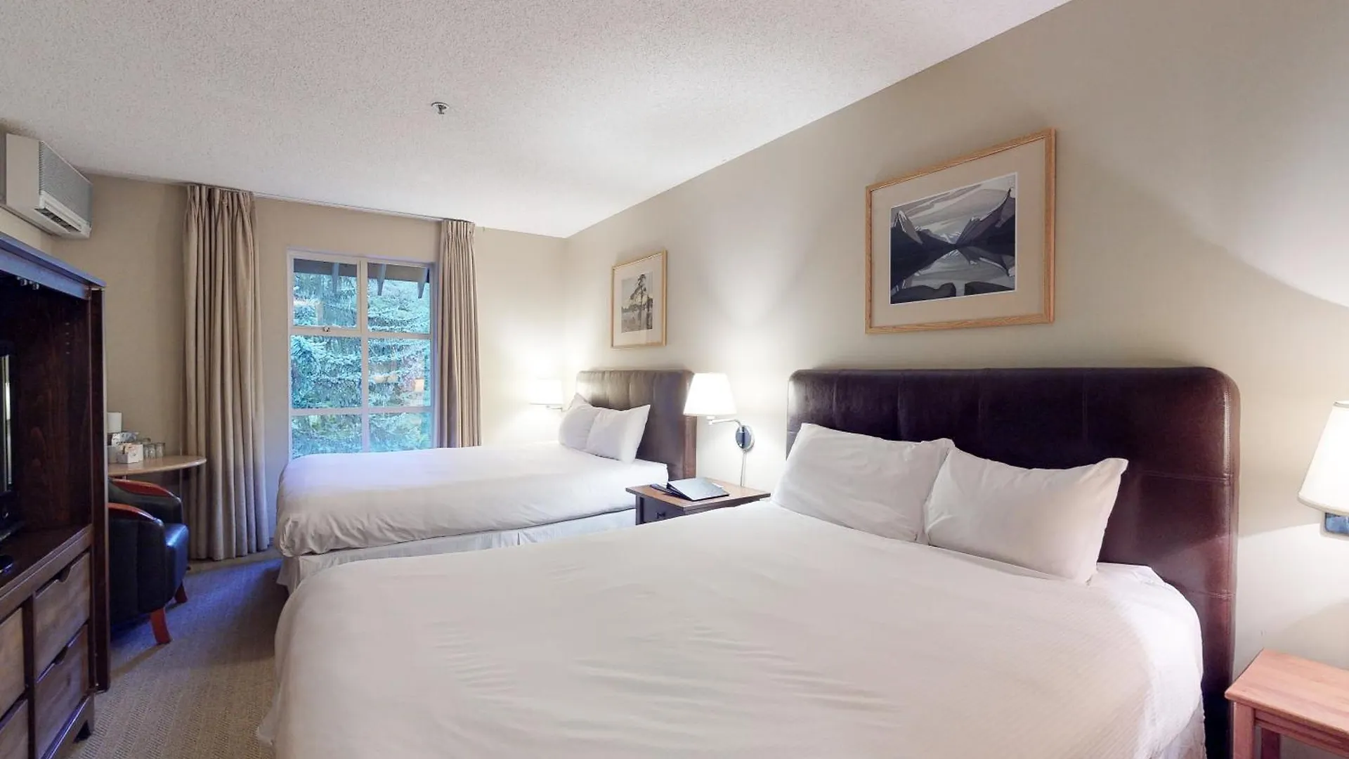 **** Hotel Glacier Lodge Canada