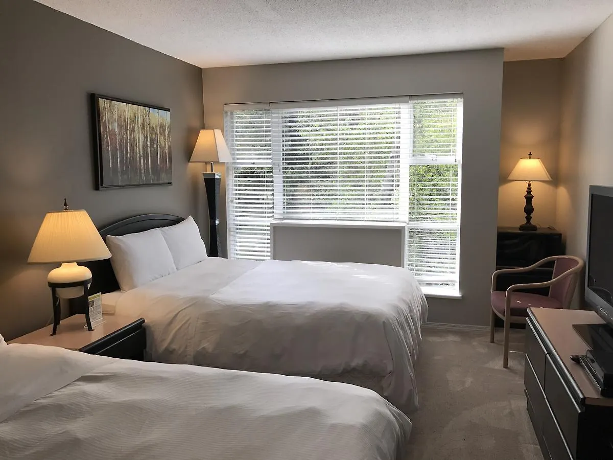 **** Hotel Glacier Lodge Canada