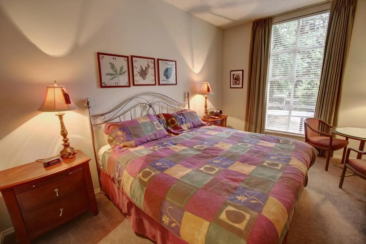 Glacier Lodge Hotel
