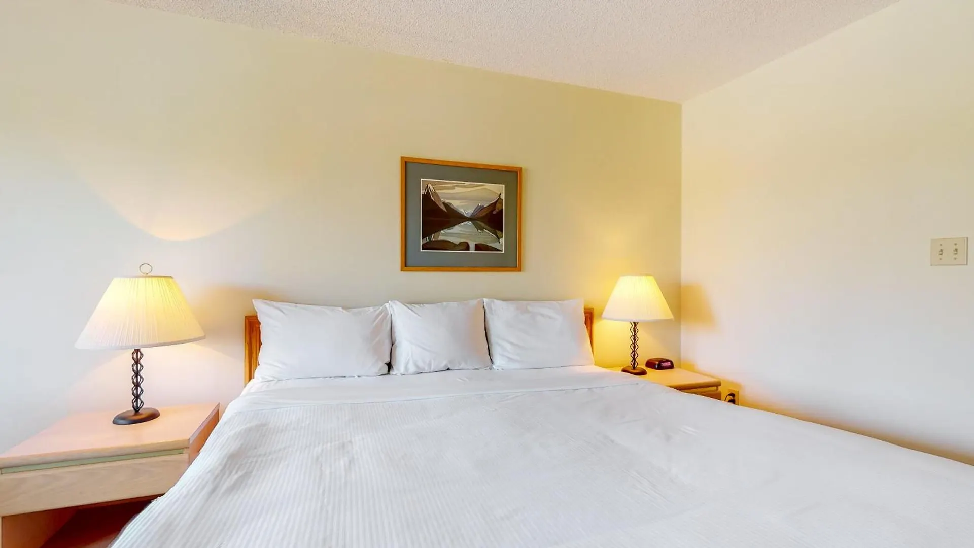 Glacier Lodge Hotel Whistler