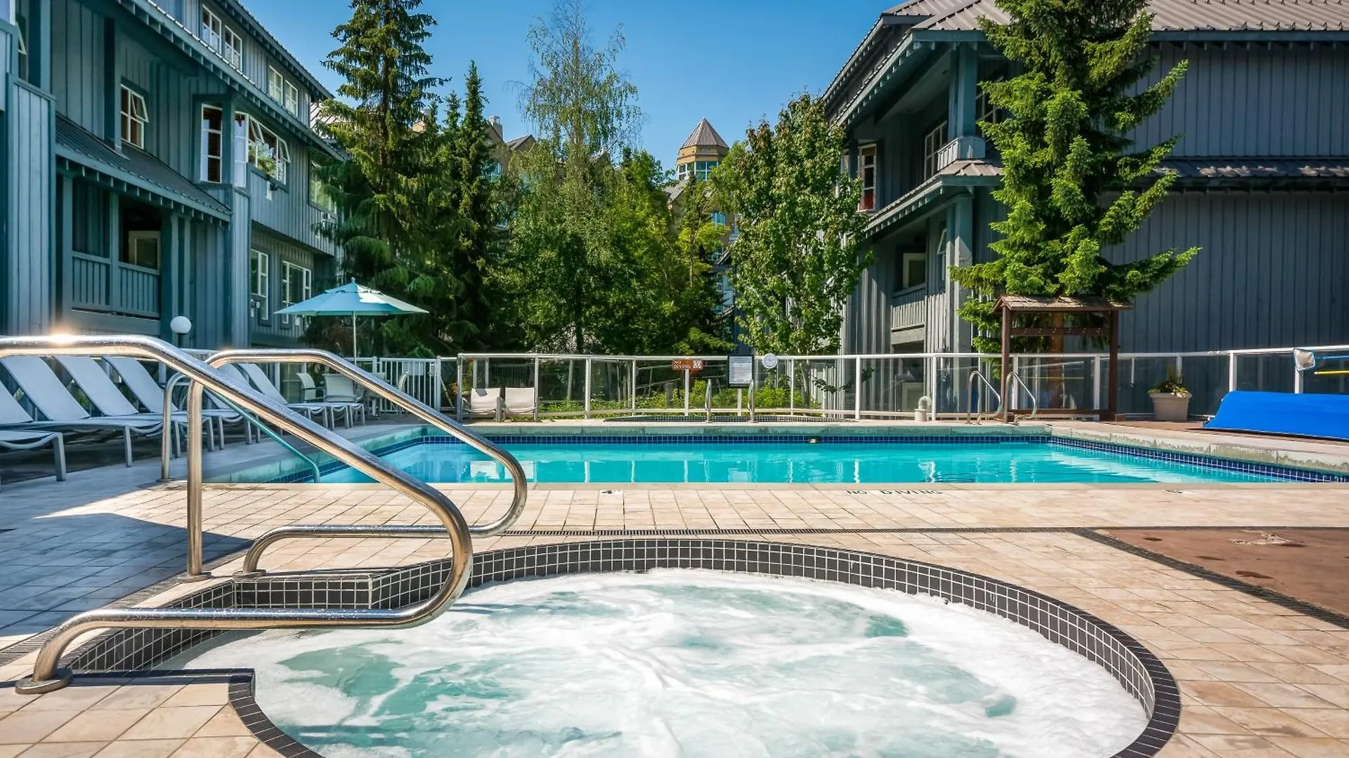 Siri suite at Glacier Lodge Whistler